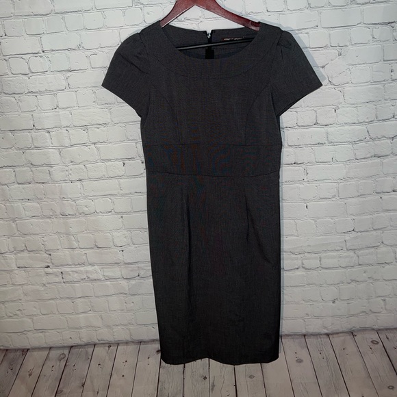 Adrienne Vittadini Dark Gray short sleeve dress size 6P - Picture 4 of 11